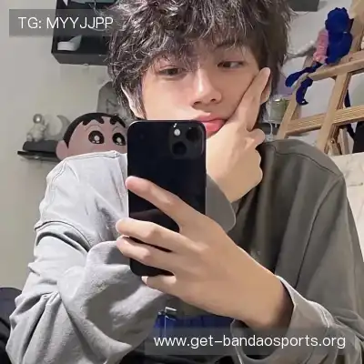 穆含茹